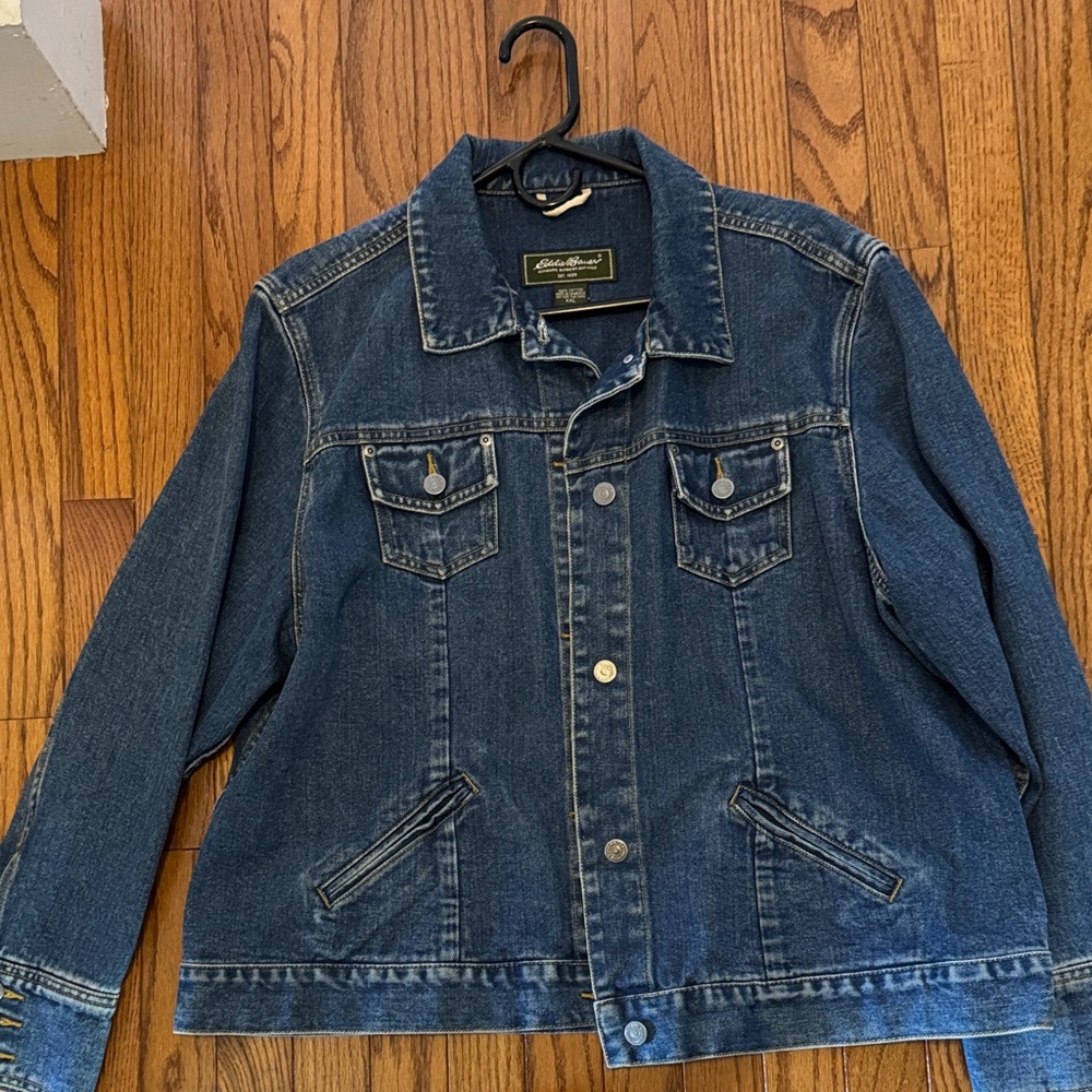 EUC Eddie Bauer Women’s Blue Denim Jacket Size XXL